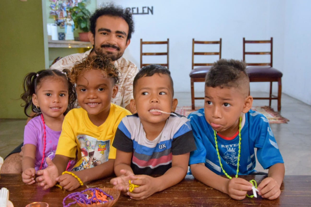 diego-et-les-enfants-equateur